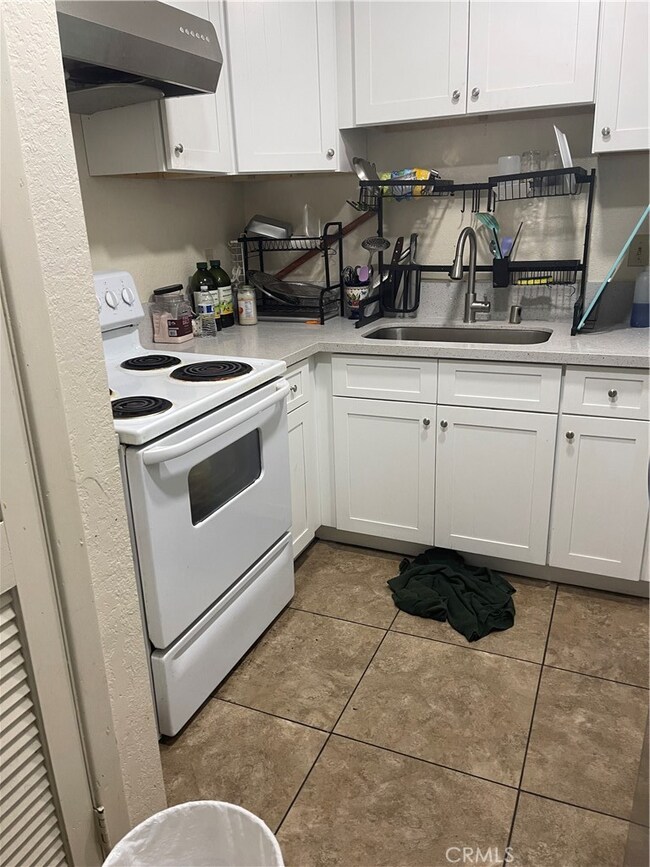 22820 Hilton Head Dr, Diamond Bar, CA 91765 - photo 3