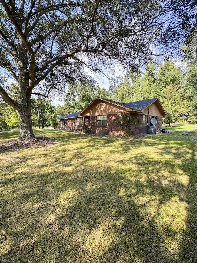 1142 Waddell Rd, Cedarbluff, MS 39741 - photo 6