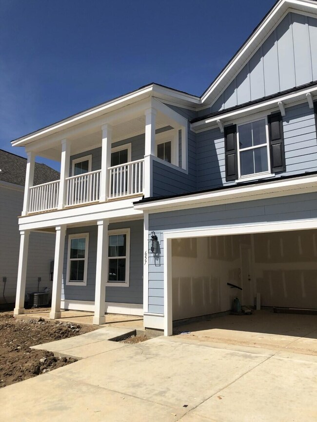 Front Exterior 3