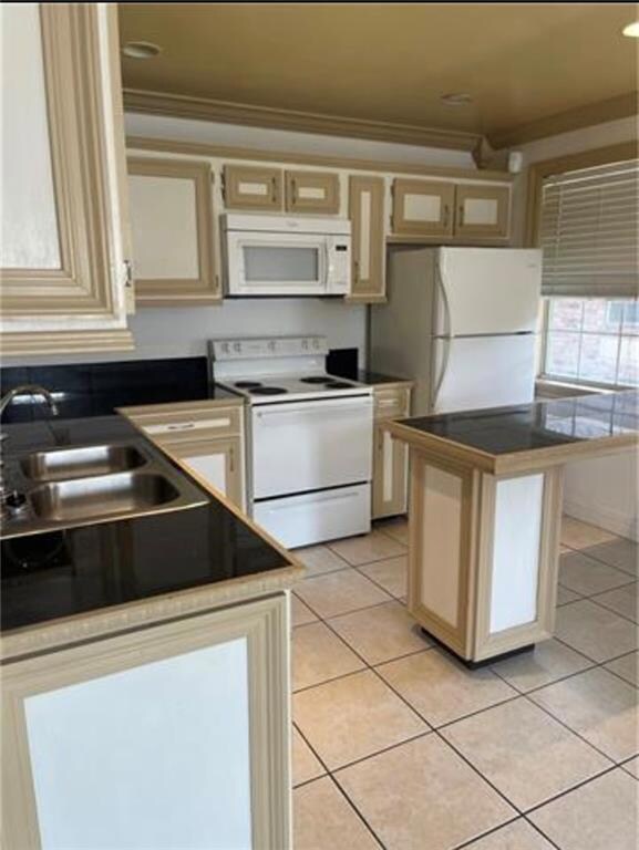 627 Alvar St unit 2, New Orleans, LA 70117 - photo 4