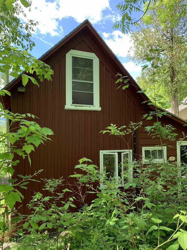 717 Vermont 5a, Westmore, VT 05860 - photo 5