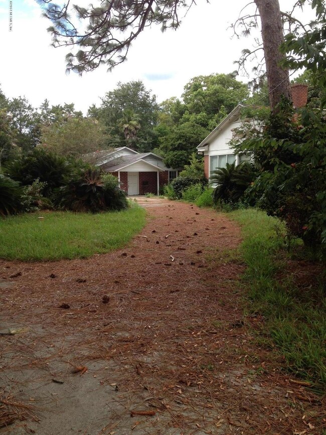 5838 Ricker Rd, Jacksonville, FL 32244 - photo 2