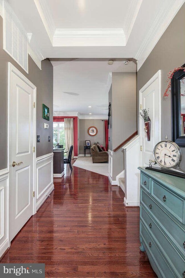 4017 Von Neuman Cir, Warrenton, VA 20187 - photo 5