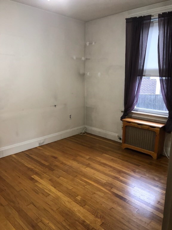 22 Summer Ave unit 1R, Waltham, MA 02452 - photo 5