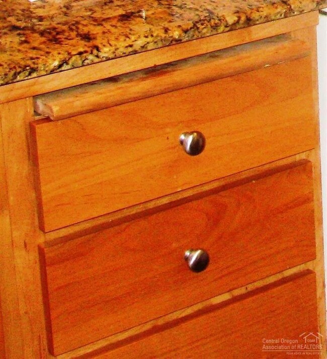 20646 Couples Ln, Bend, OR 97702 - photo 6