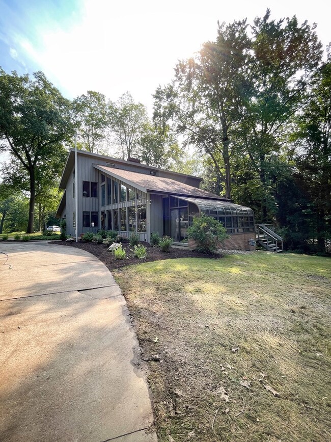 457 Woodhill Dr N, Ashland, OH 44805 - photo 4