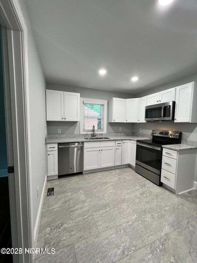 108 N Warren St, Greenville, NC 27858 - photo 5