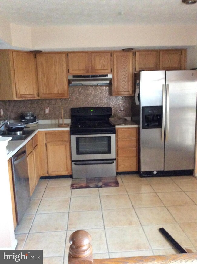 11104 Southlakes Dr, Bowie, MD 20721 - photo 5