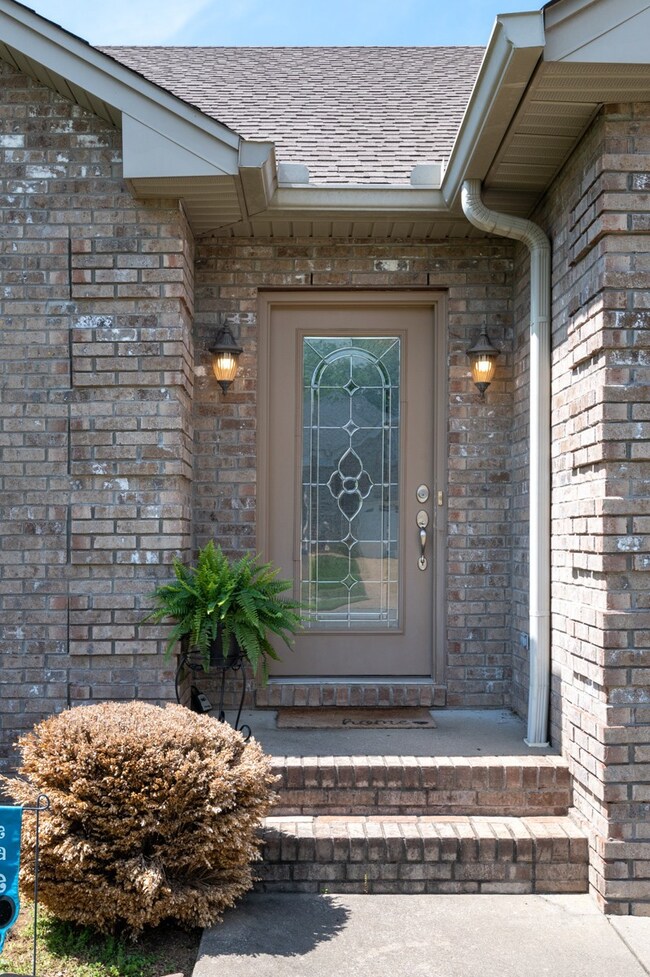 Brick Entryway, only two steps to manuver