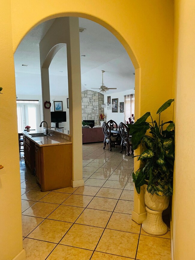 2620 Lone Oak Rd, Houston, TX 77093 - photo 3