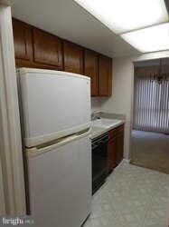 1996 Cambridge Dr unit 26, Crofton, MD 21114 - photo 6