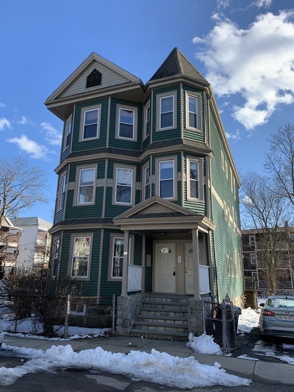 32 Custer St unit 1, Jamaica Plain, MA 02130 - photo 2