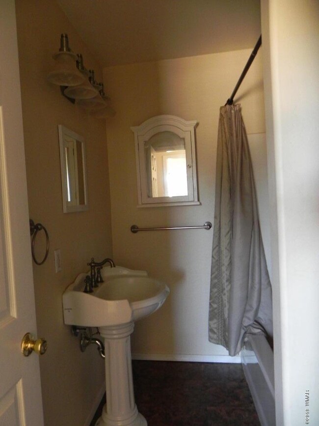 8666 Roundup Dr, Show Low, AZ 85901 - photo 7