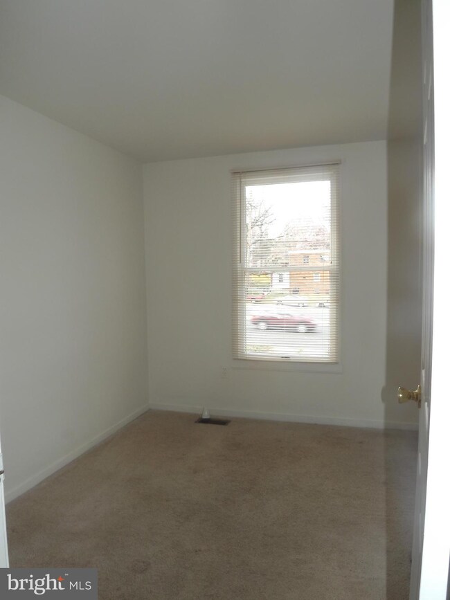 8429 New Hampshire Ave, Hyattsville, MD 20783 - photo 7