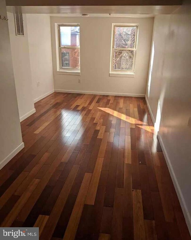 117 S Wolfe St, Baltimore, MD 21231 - photo 4