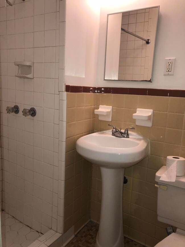 8 Mtr bath