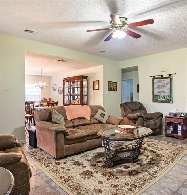 1409 Hampton Ln, Slidell, LA 70461 - photo 6