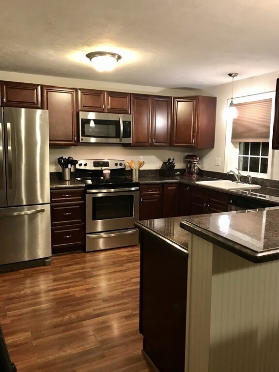 17 Bittersweet Blvd, Worcester, MA 01607 - photo 6