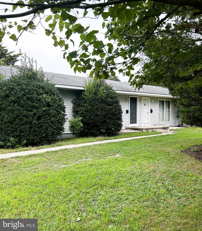 15 Hamilton Dr, Somers Point, NJ 08244 - photo 5