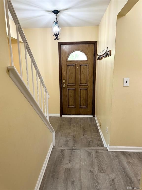 24888 Apple Crest Dr, Novi, MI 48375 - photo 5