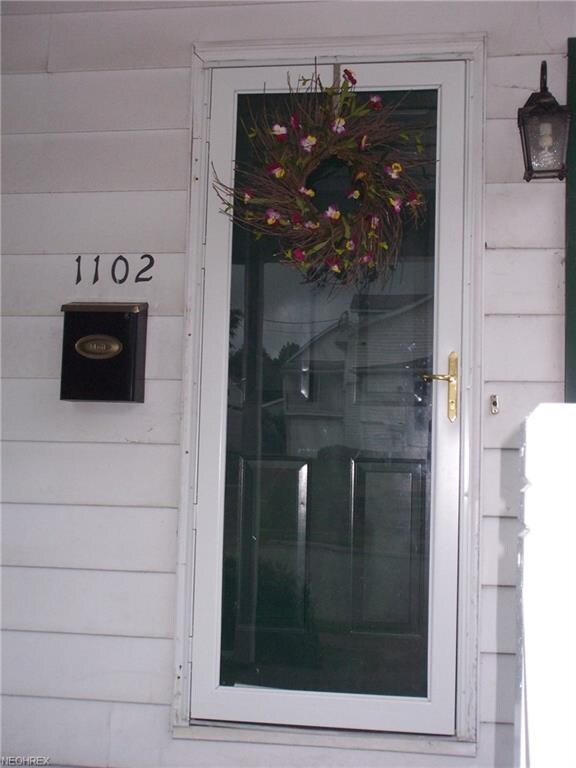 Welcome to 1102 36th Street.  Come inside.
