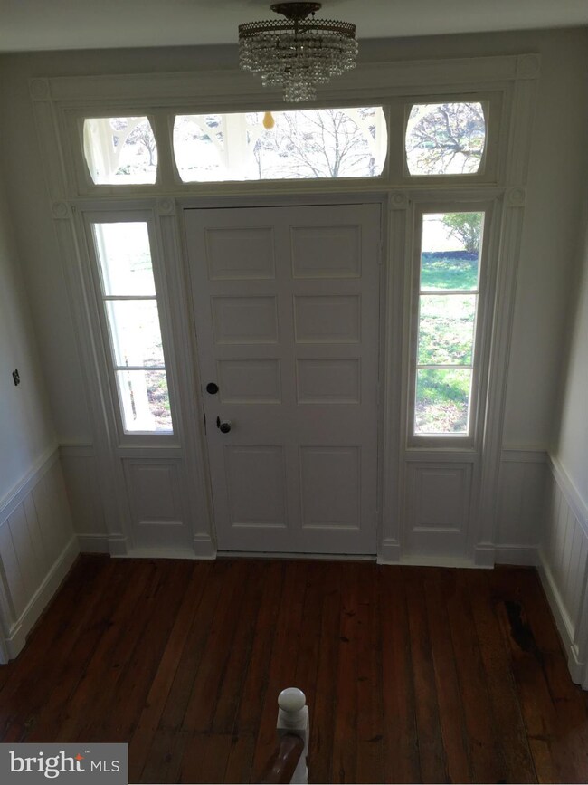 13137 Johnston's Ln, Mercersburg, PA 17236 - photo 2