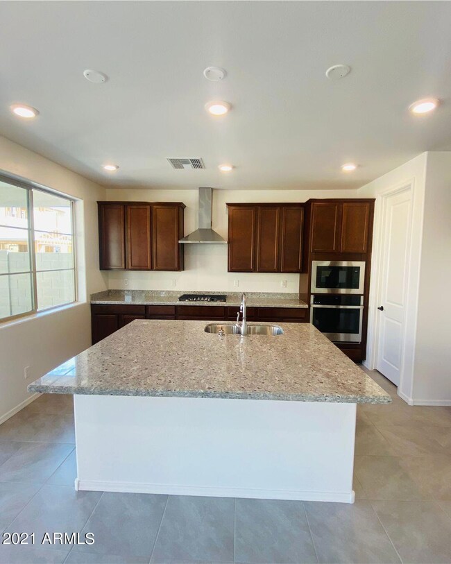 10046 E Texas Ave, Mesa, AZ 85212 - photo 5