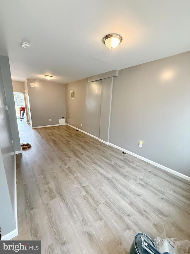 917 S 8th St, Camden, NJ 08103 - photo 3