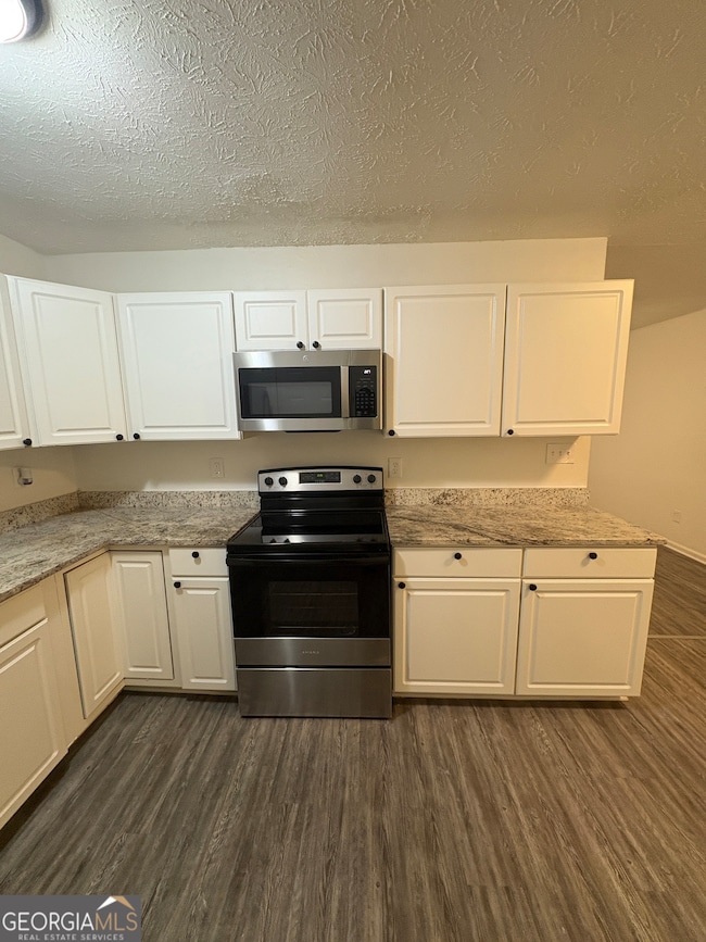 10085 Brass Ring Rd, Jonesboro, GA 30238 - photo 7