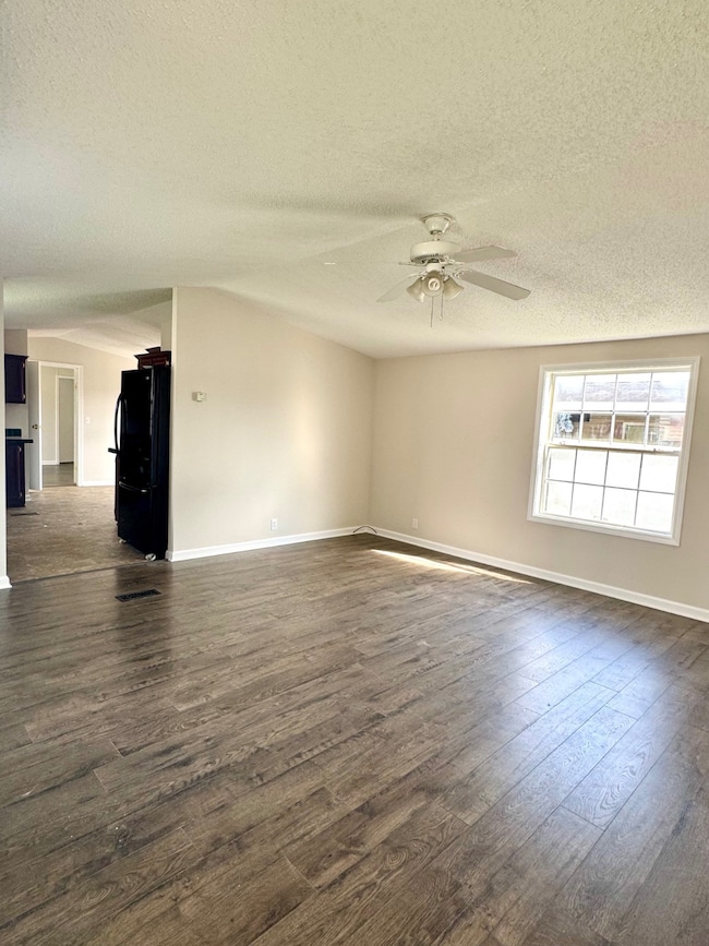 4724 Black Pine Blvd unit 73, New Albany, IN 47150 - photo 3