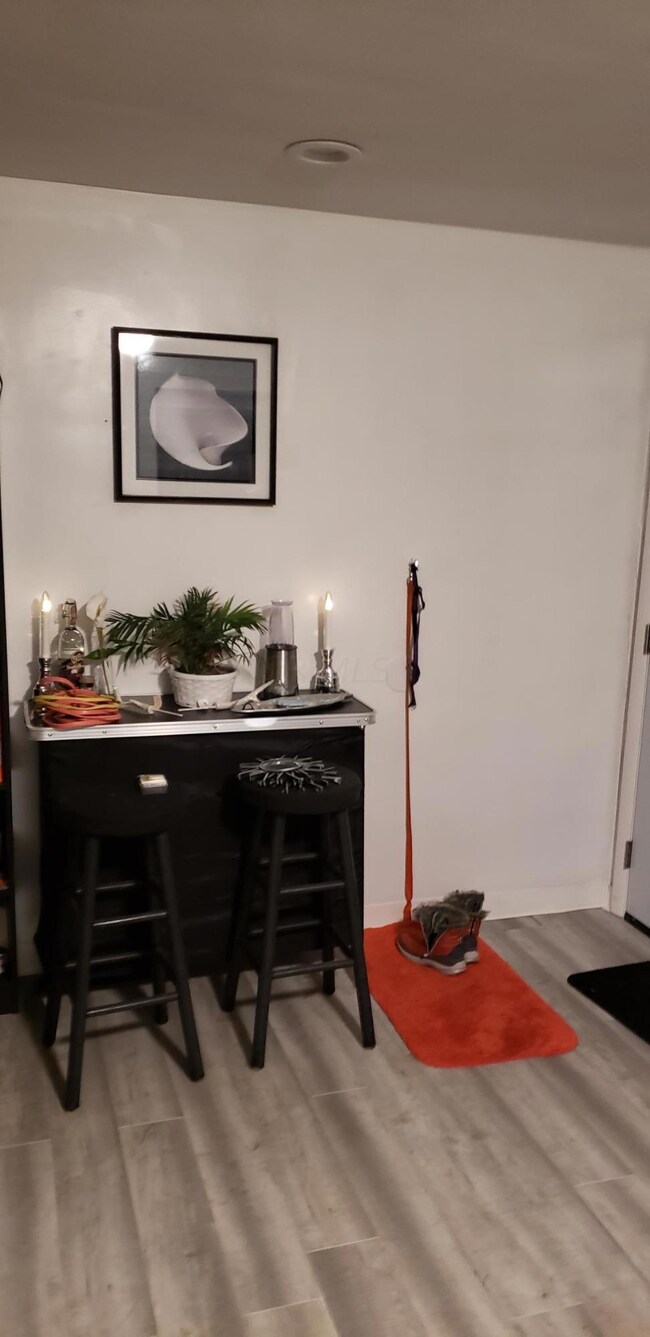Eat In Space