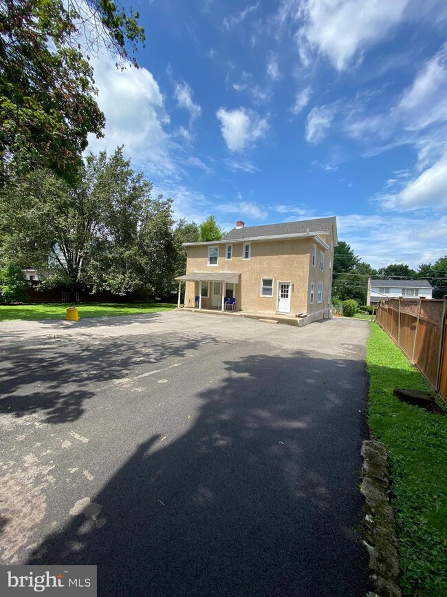 12 W Mill Rd, Flourtown, PA 19031 - photo 6