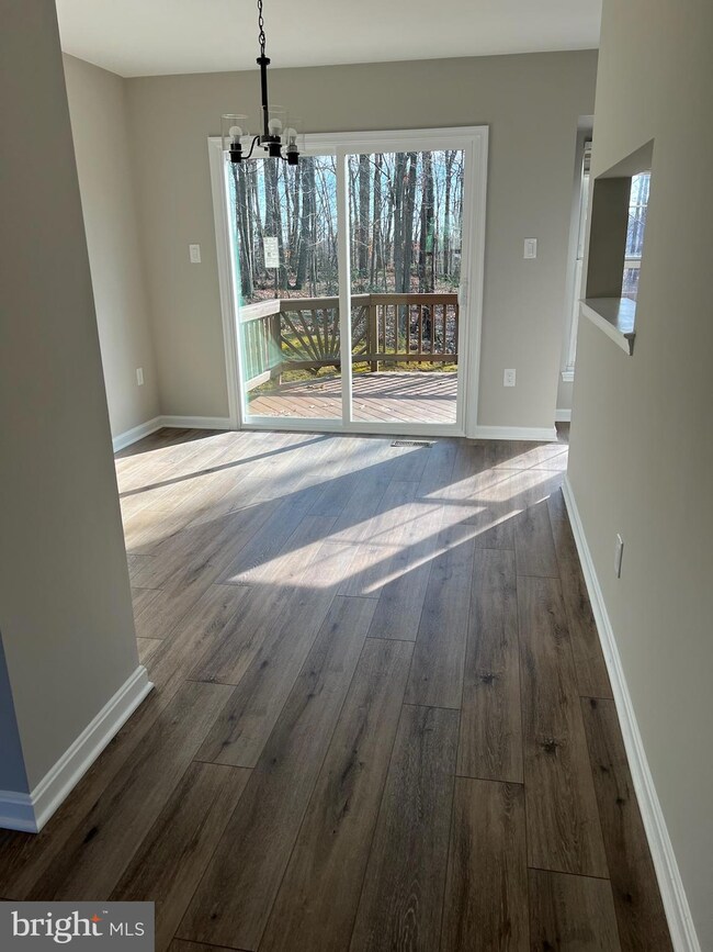 15471 Windsong Ln, Dumfries, VA 22025 - photo 5