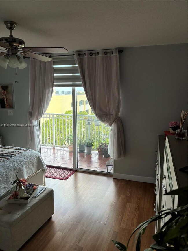 1650 Coral Way unit 808, Coral Gables, FL 33145 - photo 6