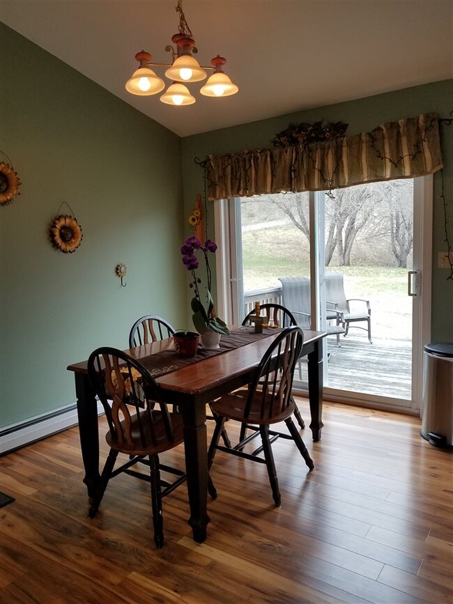 318 Breezy Hill Rd, Saint Johnsbury, VT 05819 - photo 4