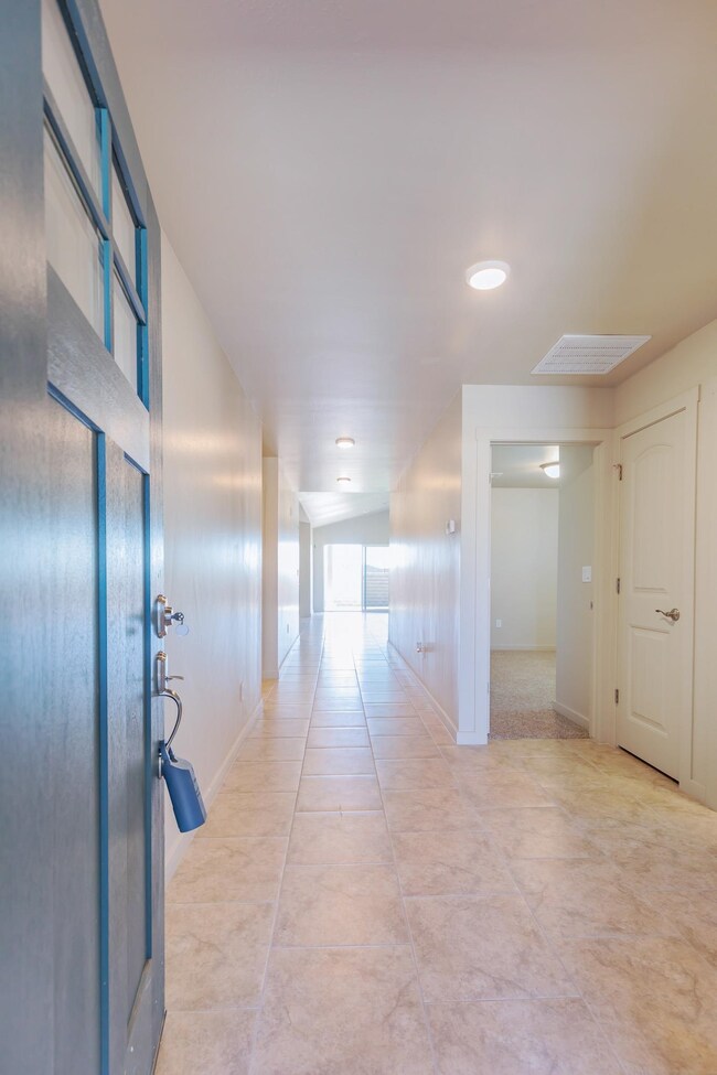 1346 San Carlos St, Alamogordo, NM 88310 - photo 4