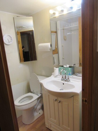 548 Kenyon Ave unit 19, Attleboro, MA 02703 - photo 7