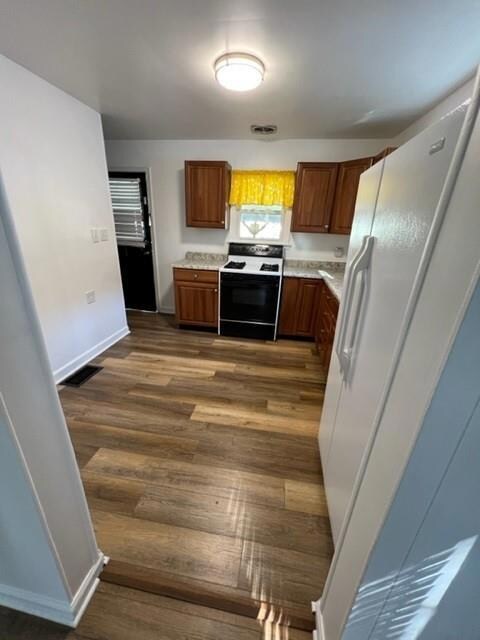 321 N 18th Ave, Beech Grove, IN 46107 - photo 5