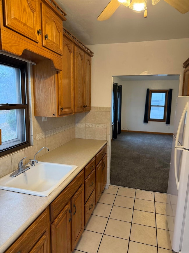 819 Hanna Blvd, Waterloo, IA 50701 - photo 3