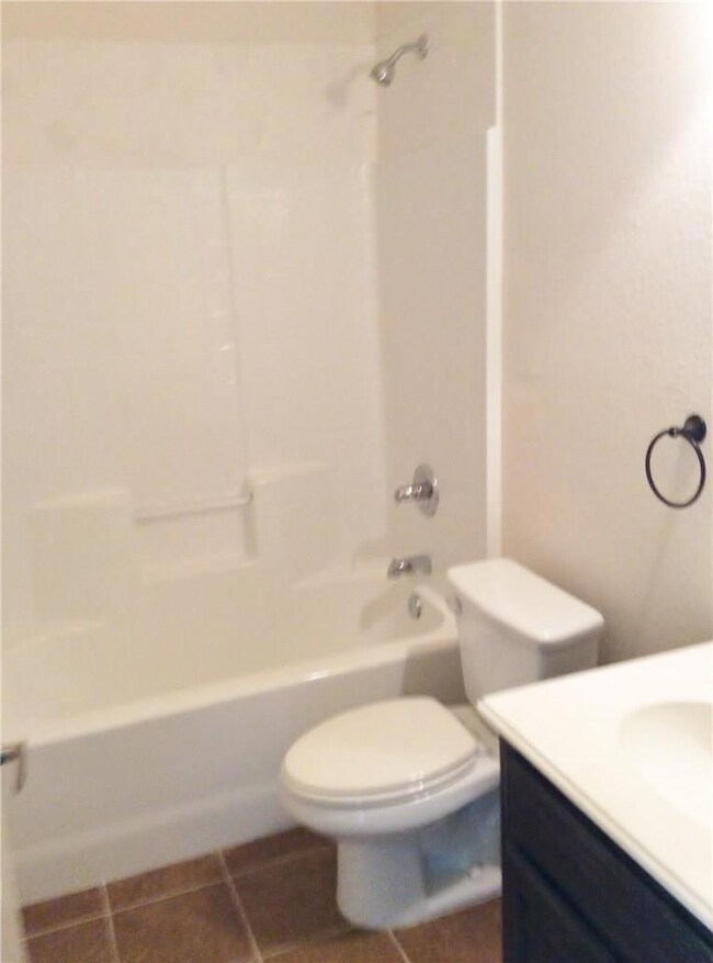 3106 Cardinal Dr, Ennis, TX 75119 - photo 5