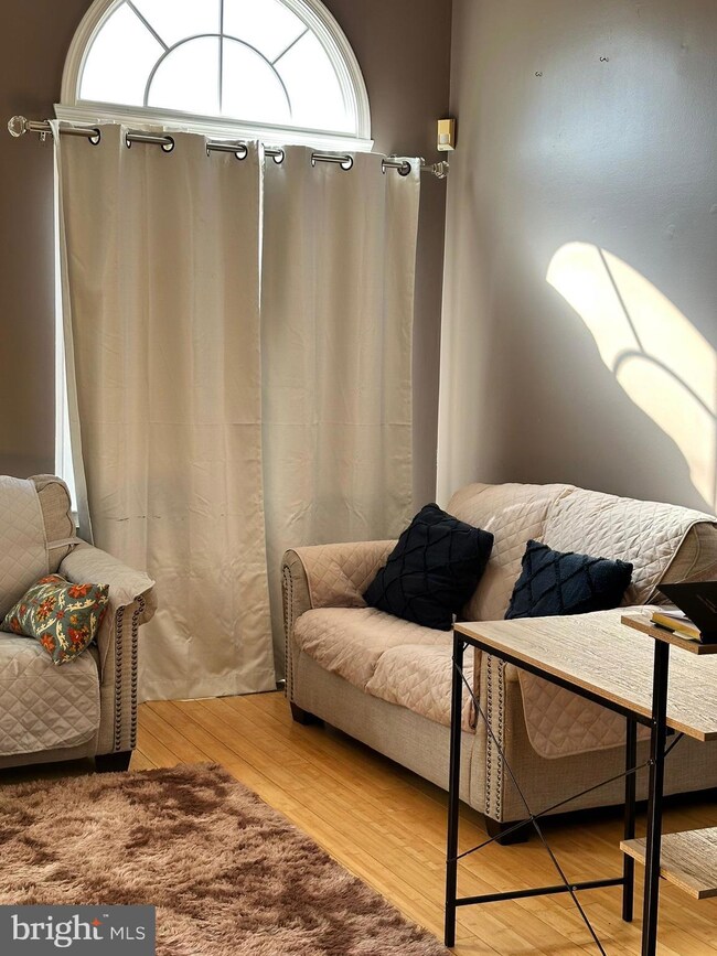 15819 Erwin Ct, Bowie, MD 20716 - photo 4