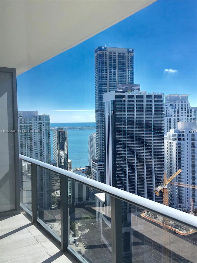 55 SW 9th St unit 4005, Miami, FL 33130 - photo 3