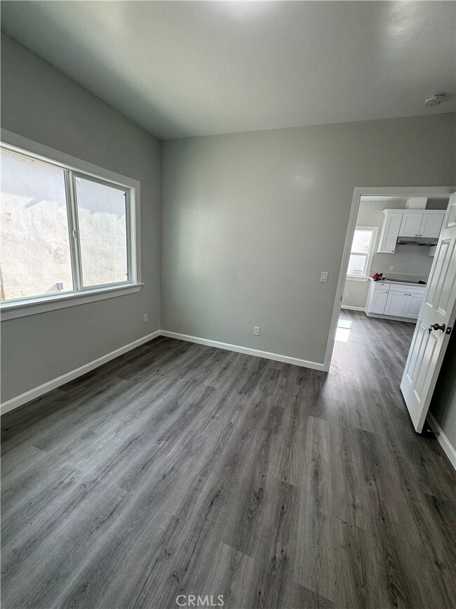 627 W Lemon Ave unit 1, Monrovia, CA 91016 - photo 4