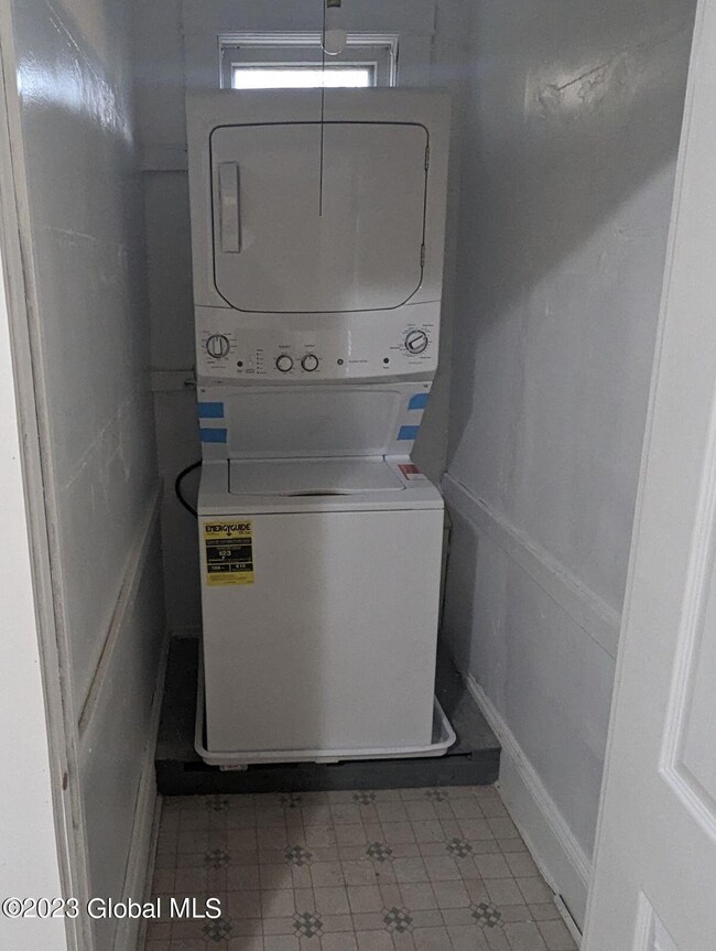 706 Myrtle Ave unit 2F, Albany, NY 12208 - photo 5