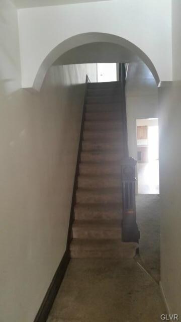 1351 W Turner St, Allentown, PA 18102 - photo 2