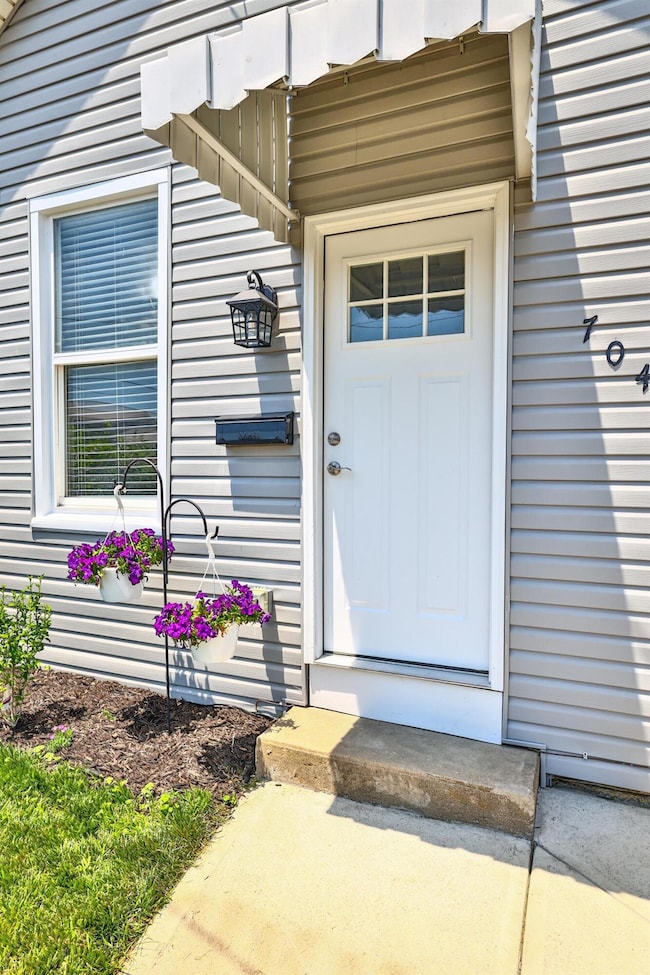 704 W 35th St, Covington, KY 41015 - photo 3