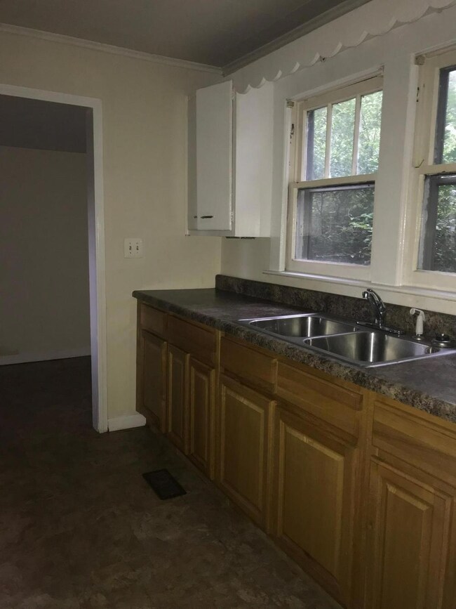 708 Pardee St, Johnson City, TN 37601 - photo 6