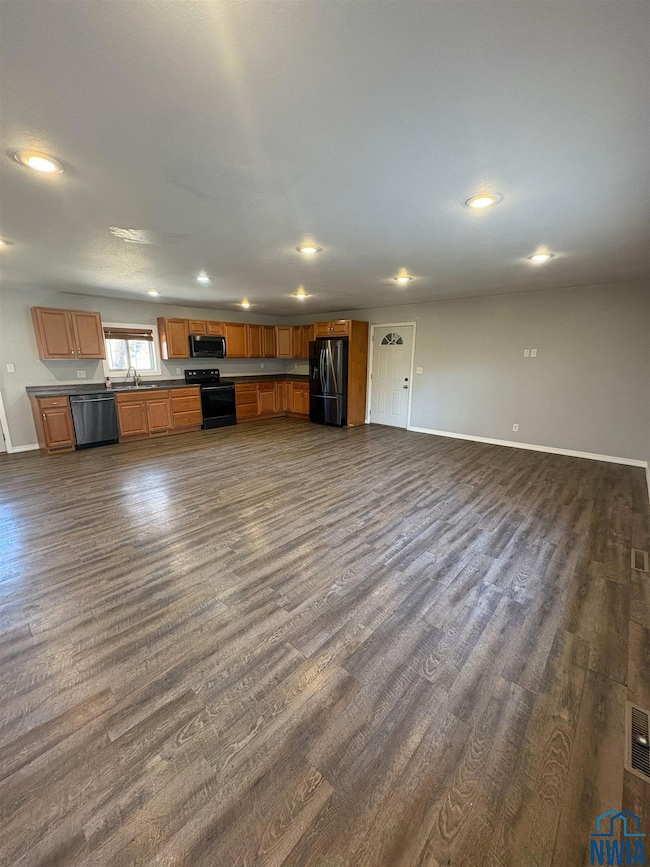 1012 N Mae St, Storm Lake, IA 50588 - photo 6