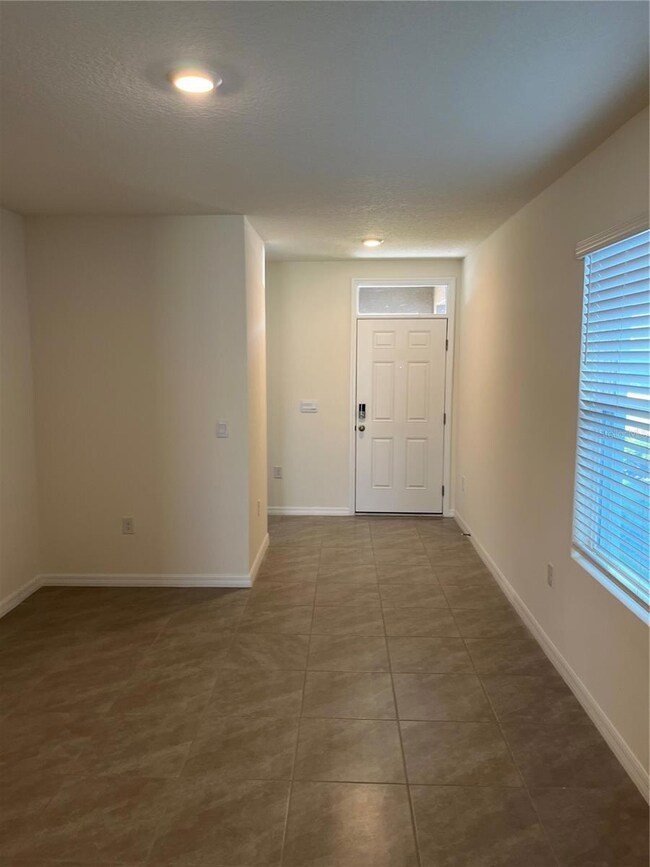 9302 Forge Breeze Loop, Wesley Chapel, FL 33545 - photo 3