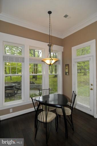 9724 Owen Brown Rd, Columbia, MD 21045 - photo 3